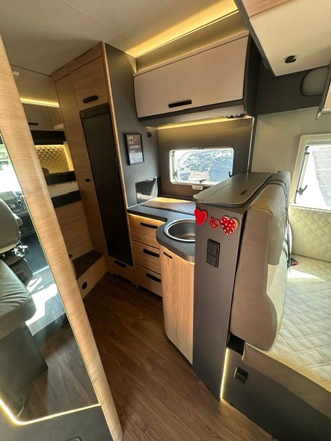KNAUS Live Wave 650 MG Platinum Edition Automatik 180HP-image-5