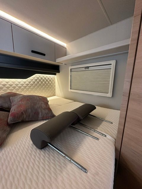 KNAUS Live Wave 650 MG Platinum Edition Automatik 180HP-image-12