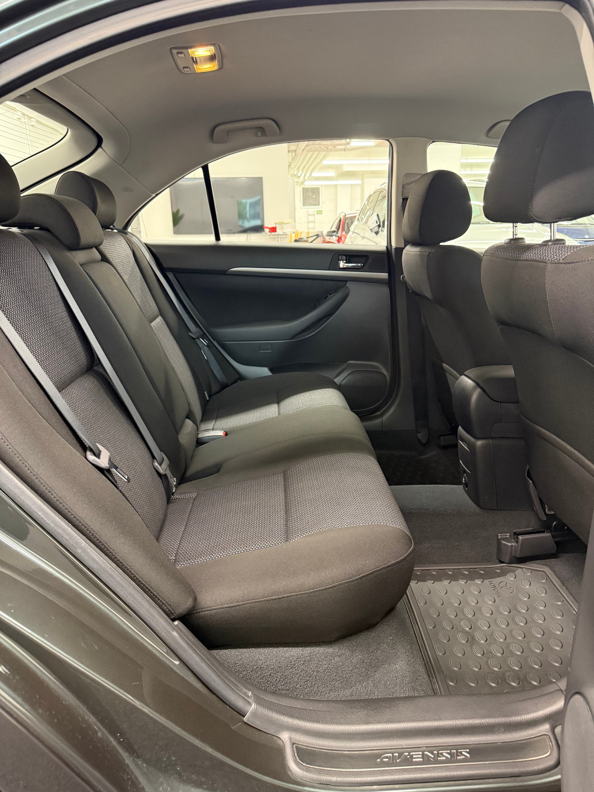 TOYOTA Avensis 1.8 VVT-i Linea Luna Liftback-image-20