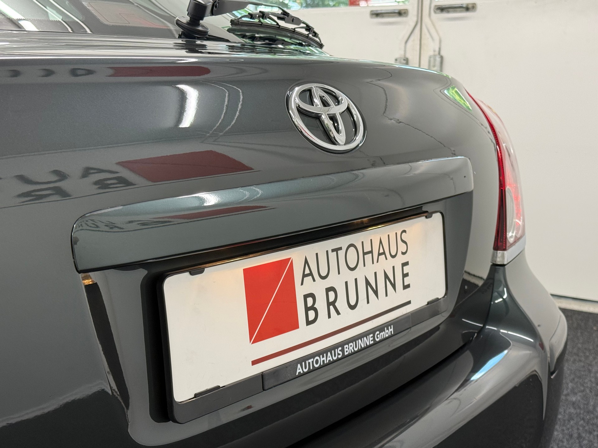 TOYOTA Avensis 1.8 VVT-i Linea Luna Liftback-image-8