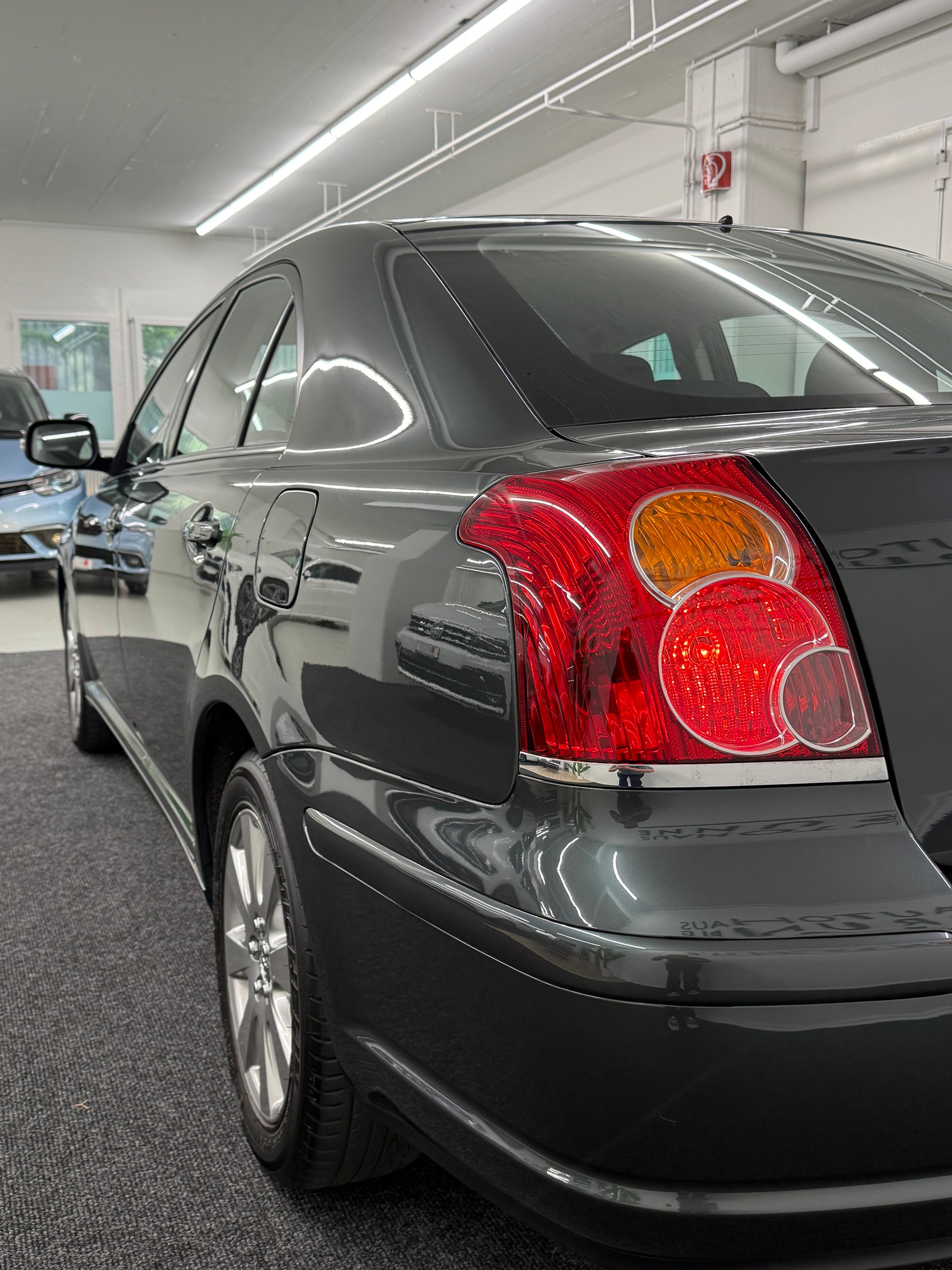 TOYOTA Avensis 1.8 VVT-i Linea Luna Liftback-image-10