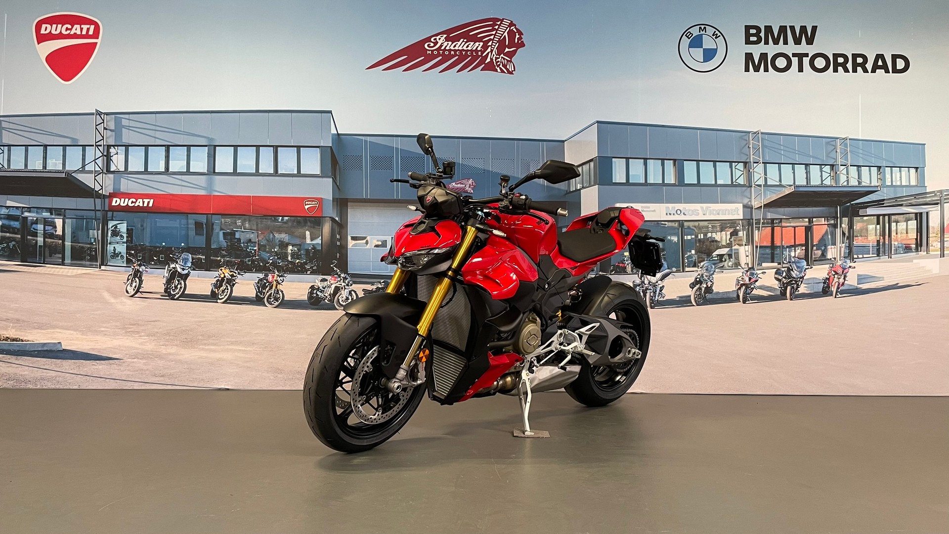 DUCATI Streetfighter V4 S-showroom-element-2