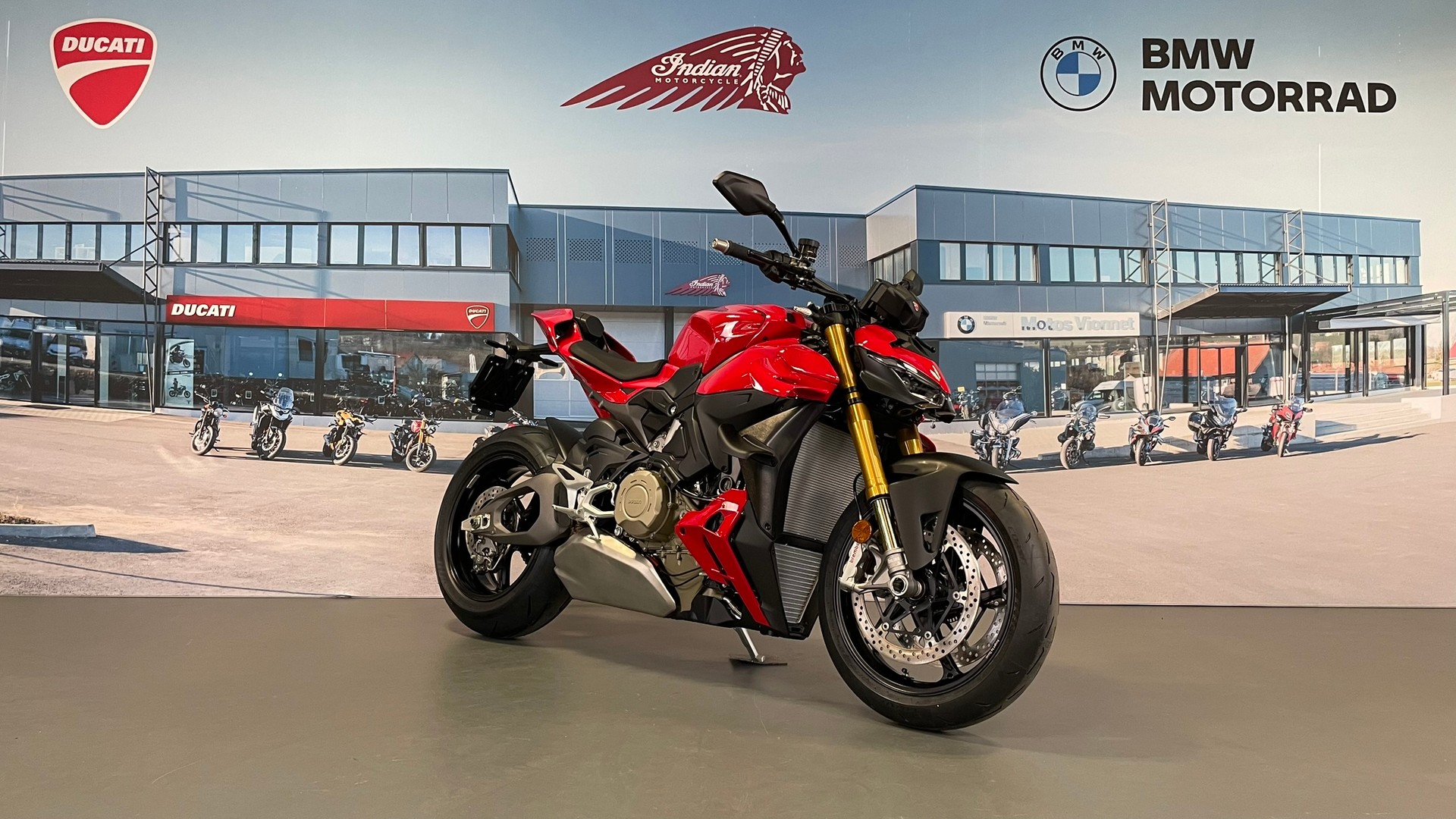 DUCATI Streetfighter V4 S
