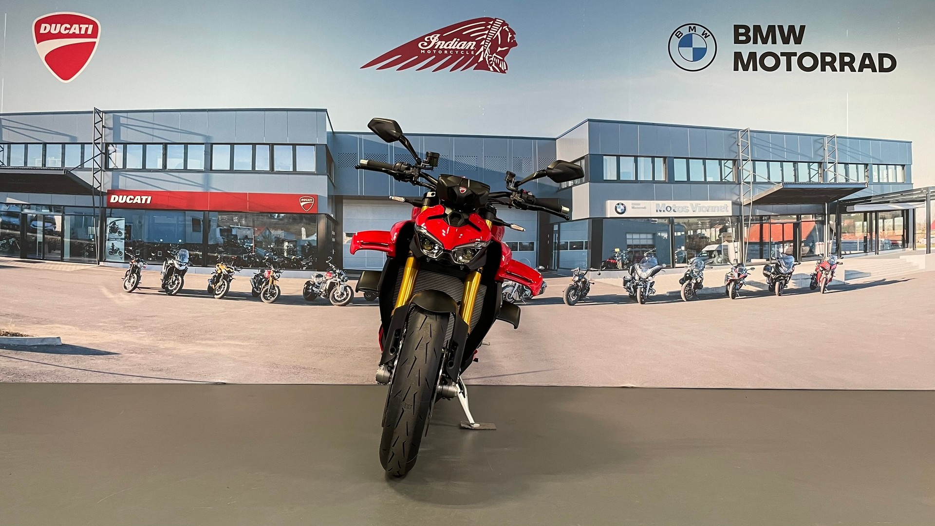 DUCATI Streetfighter V4 S-showroom-element-1