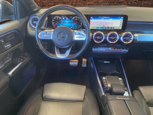 MERCEDES-BENZ GLB 250 AMG Line 4 MATIC-image-10