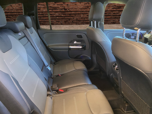 MERCEDES-BENZ GLB 250 AMG Line 4 MATIC-image-13