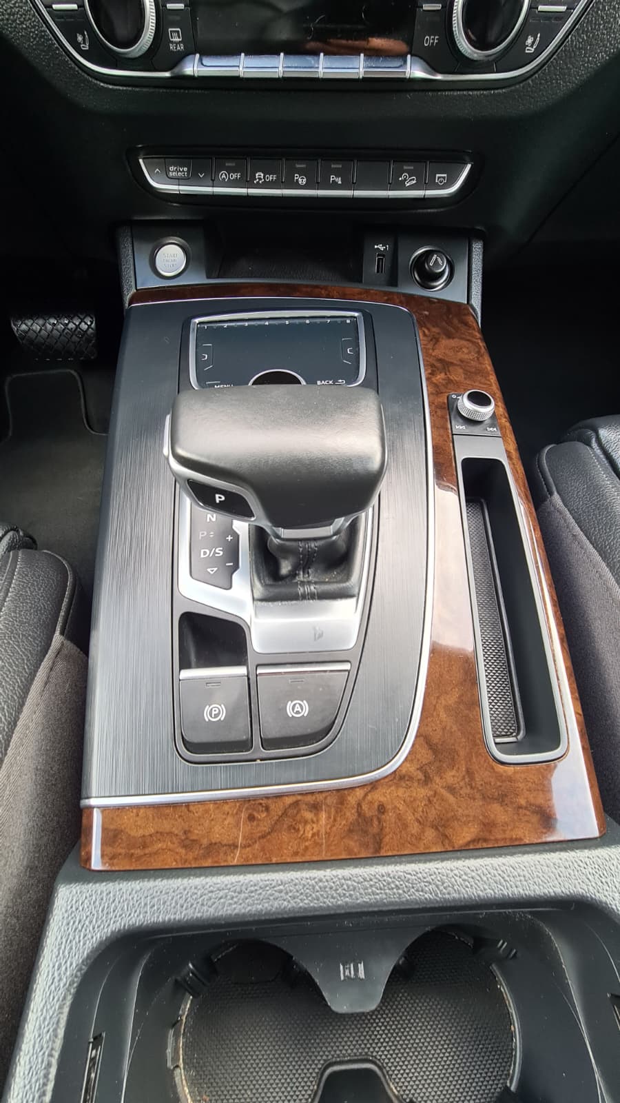 AUDI Q5 50 TDI sport quattro tiptronic ** 286 PS ** Voll-Leder ** Gr-Navi ** RF-Kamera ** Elektrische Sitz ** Frisch Ab MFK & Service-image-10