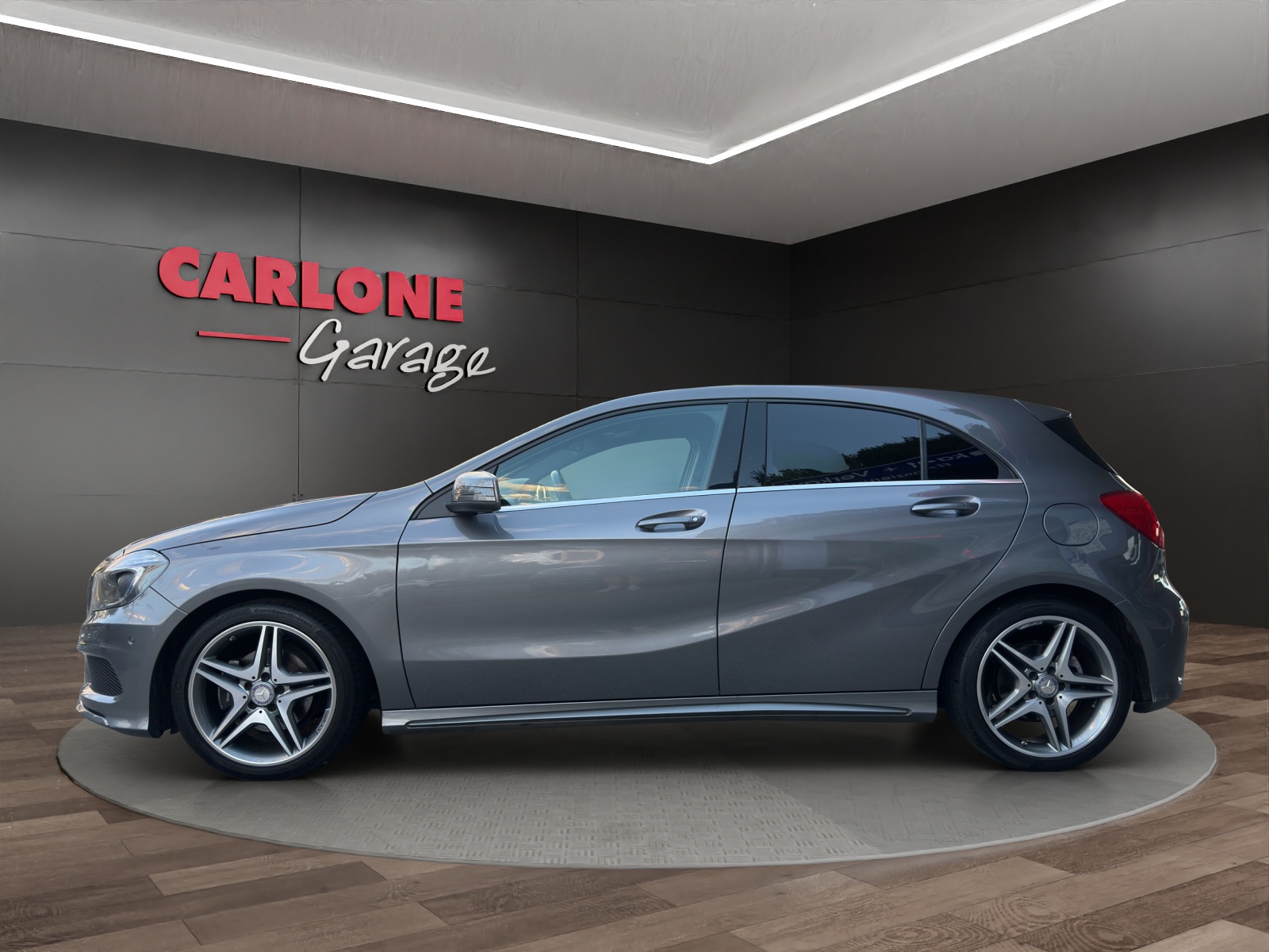 MERCEDES-BENZ A 180 AMG Line-image-5