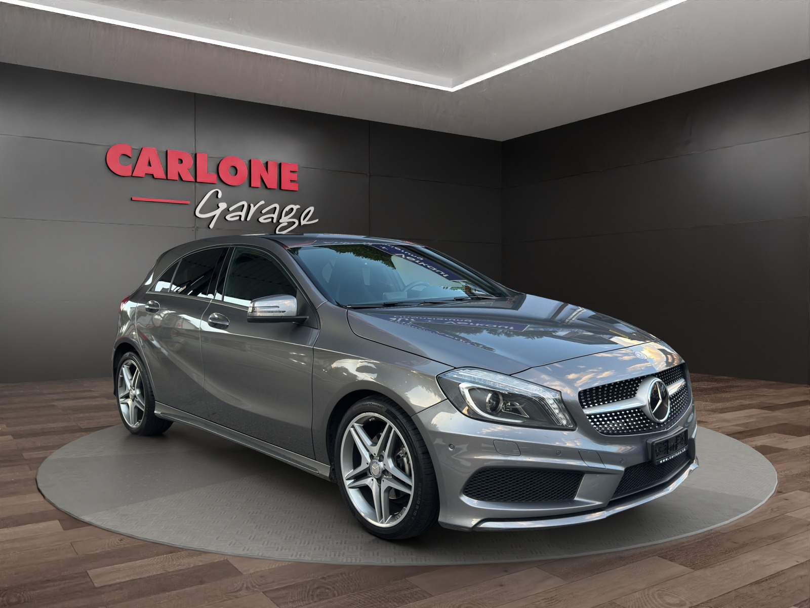 MERCEDES-BENZ A 180 AMG Line-image-0