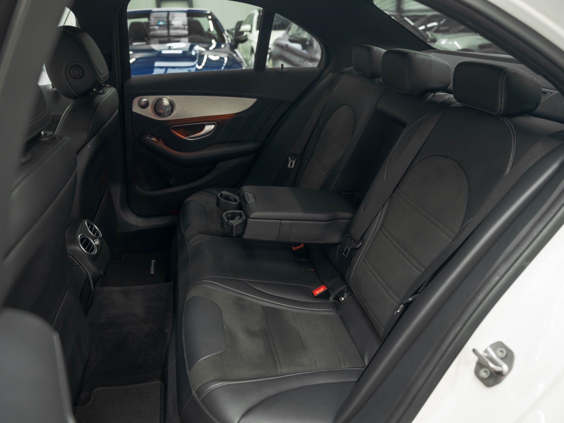 MERCEDES-BENZ C 63 AMG Speedshift-image-11