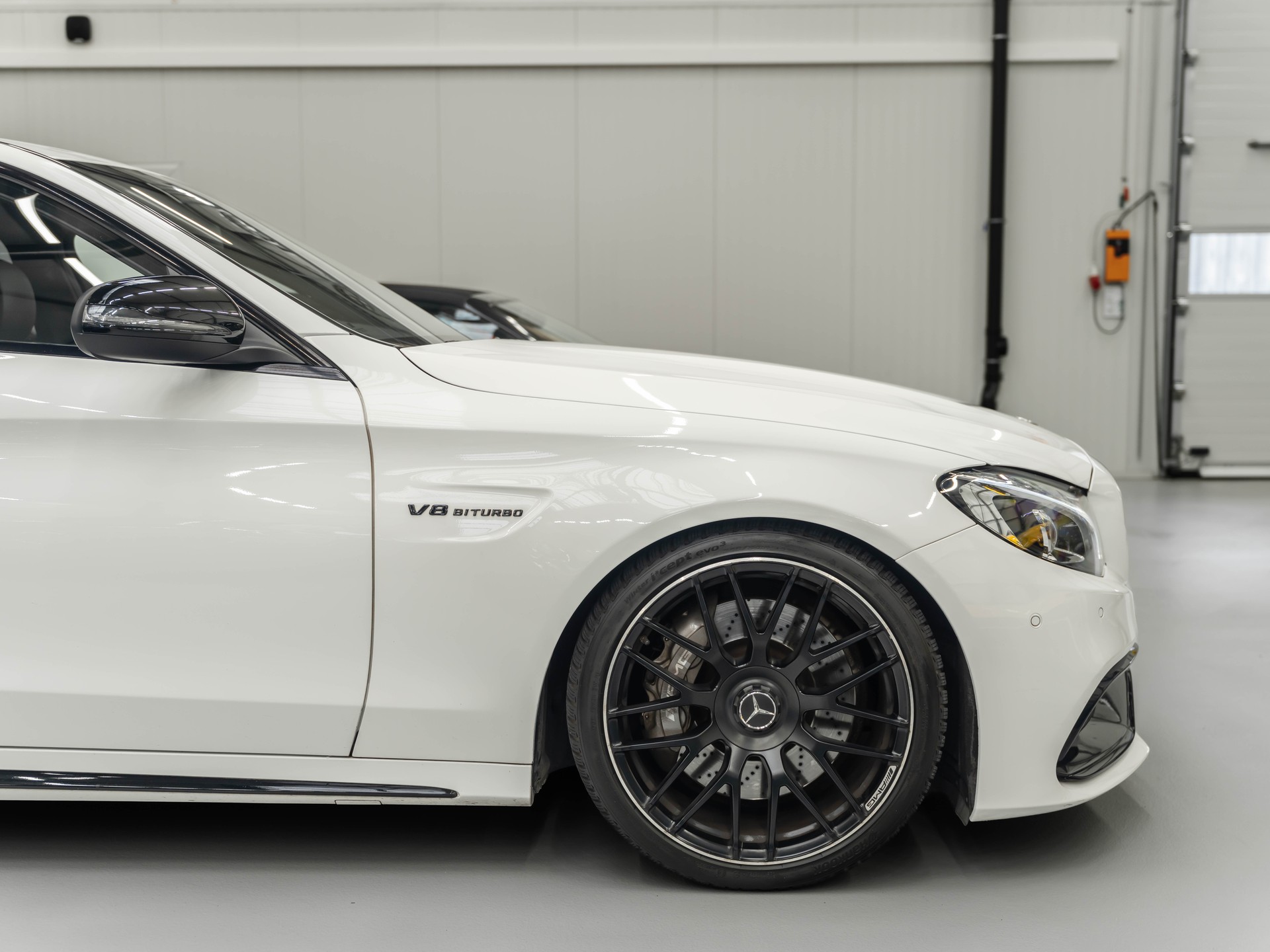 MERCEDES-BENZ C 63 AMG Speedshift-image-16