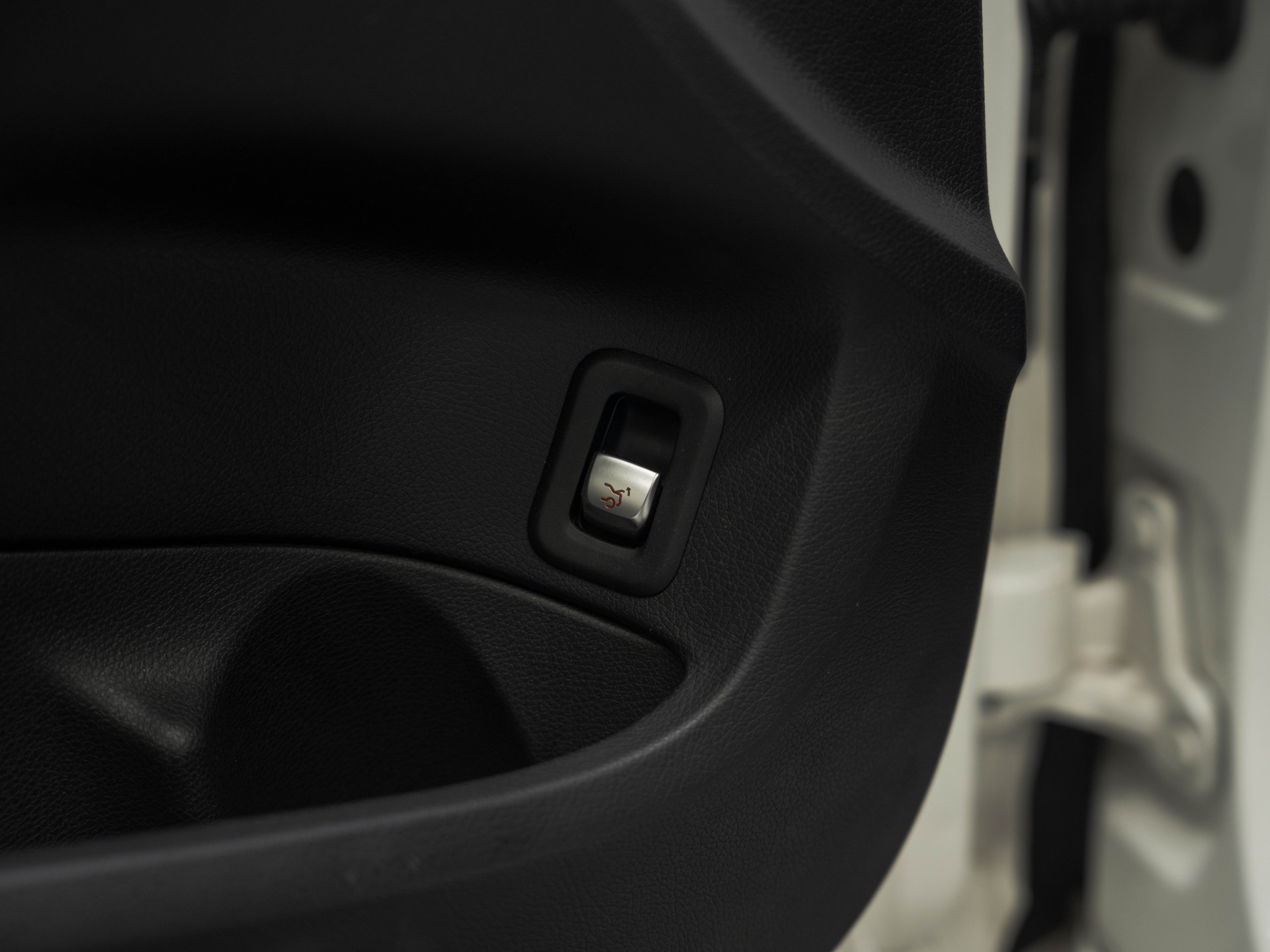 MERCEDES-BENZ C 63 AMG Speedshift-image-20