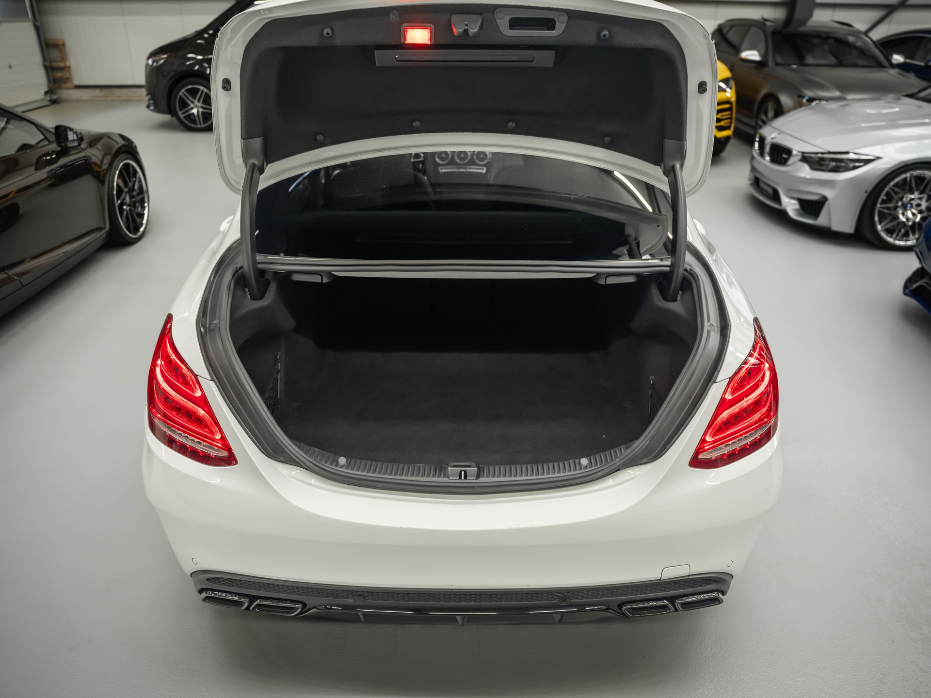 MERCEDES-BENZ C 63 AMG Speedshift-image-30