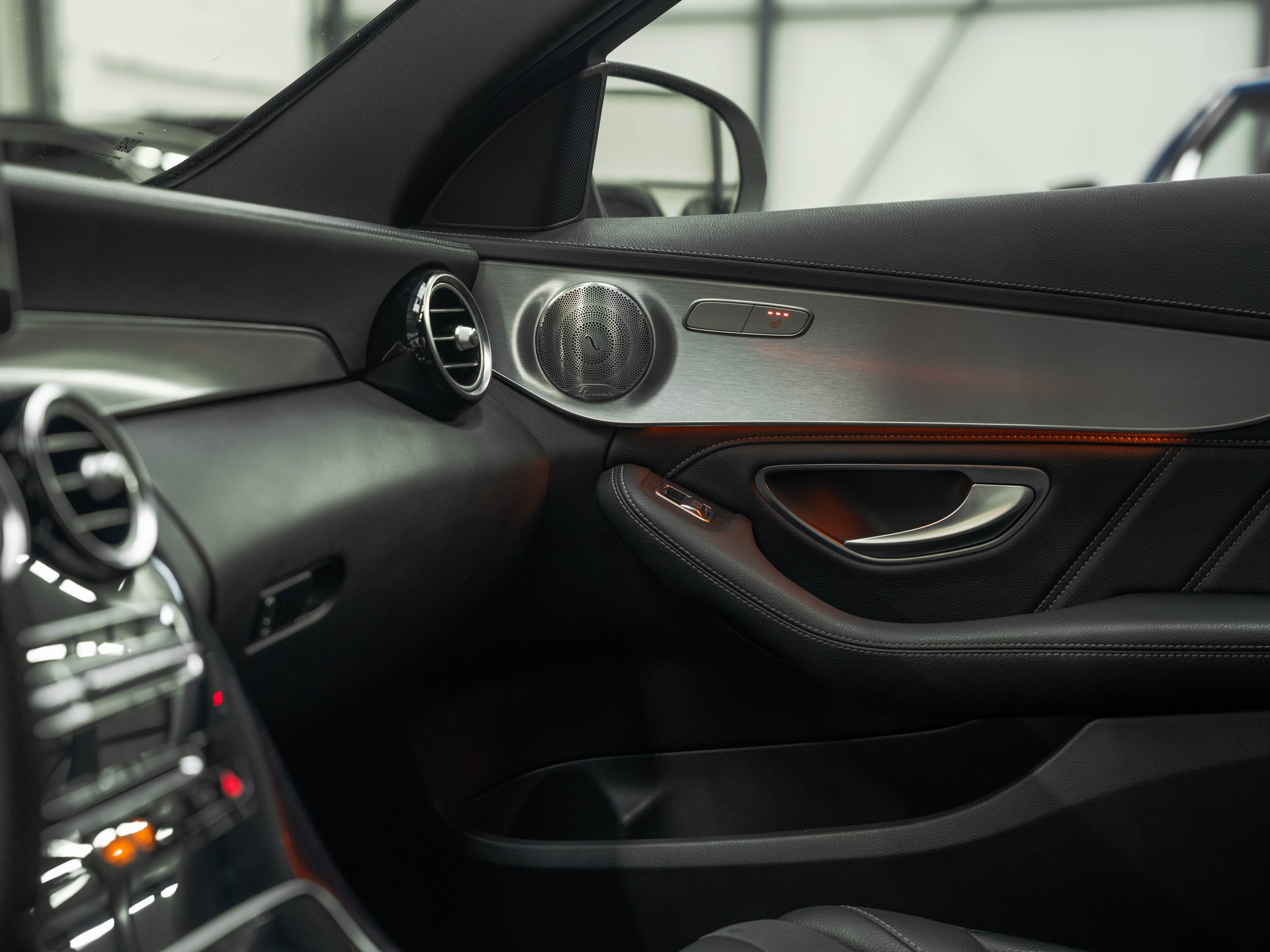 MERCEDES-BENZ C 63 AMG Speedshift-image-22