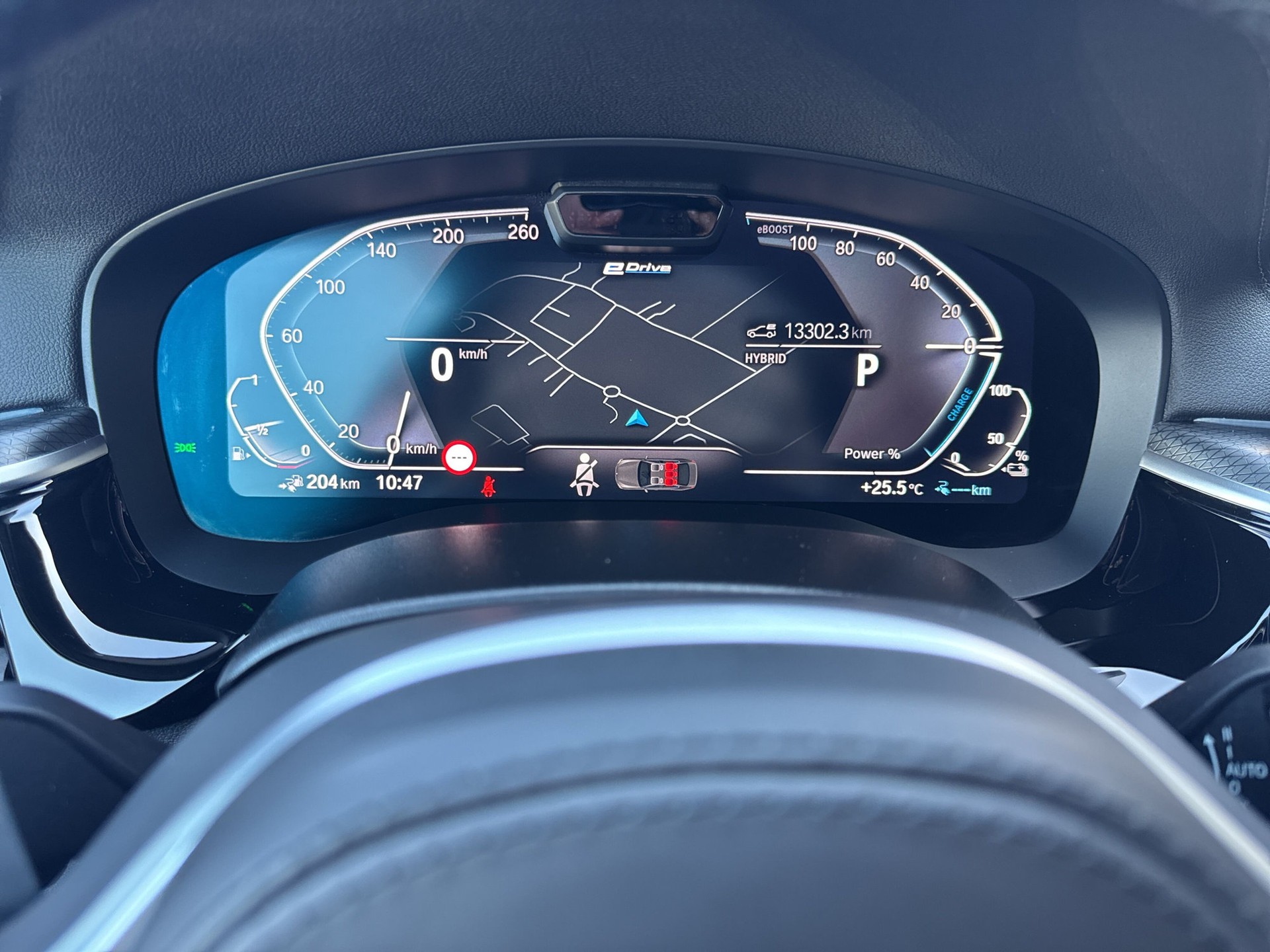 BMW 545e xDrive M Sport Steptronic-image-13