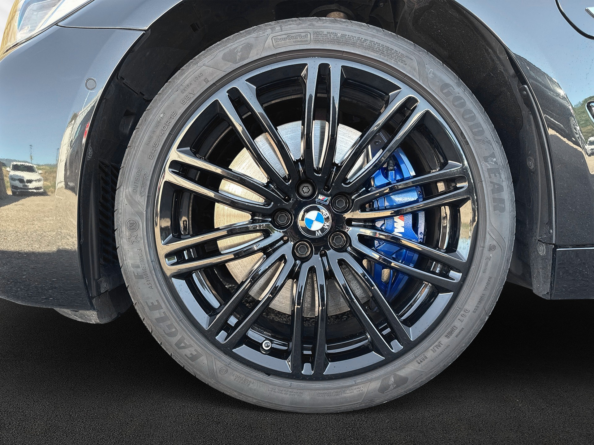 BMW 545e xDrive M Sport Steptronic-image-8