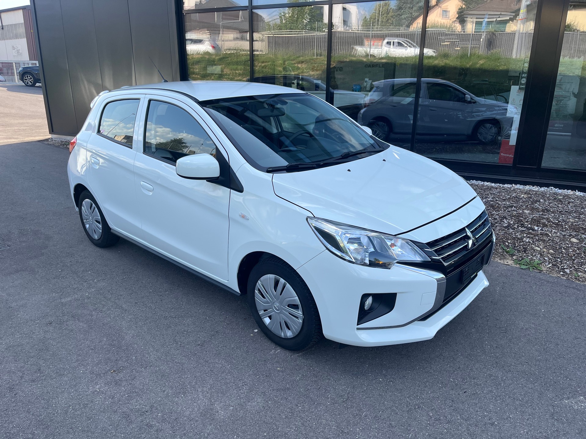 MITSUBISHI Space Star 1.2 Inform-image-1