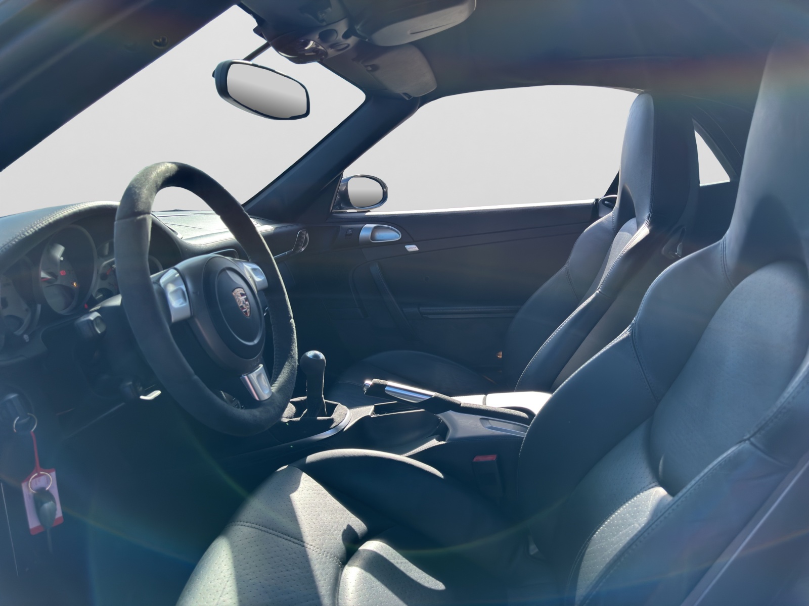 PORSCHE 911 Cabrio Carrera 4S-image-8