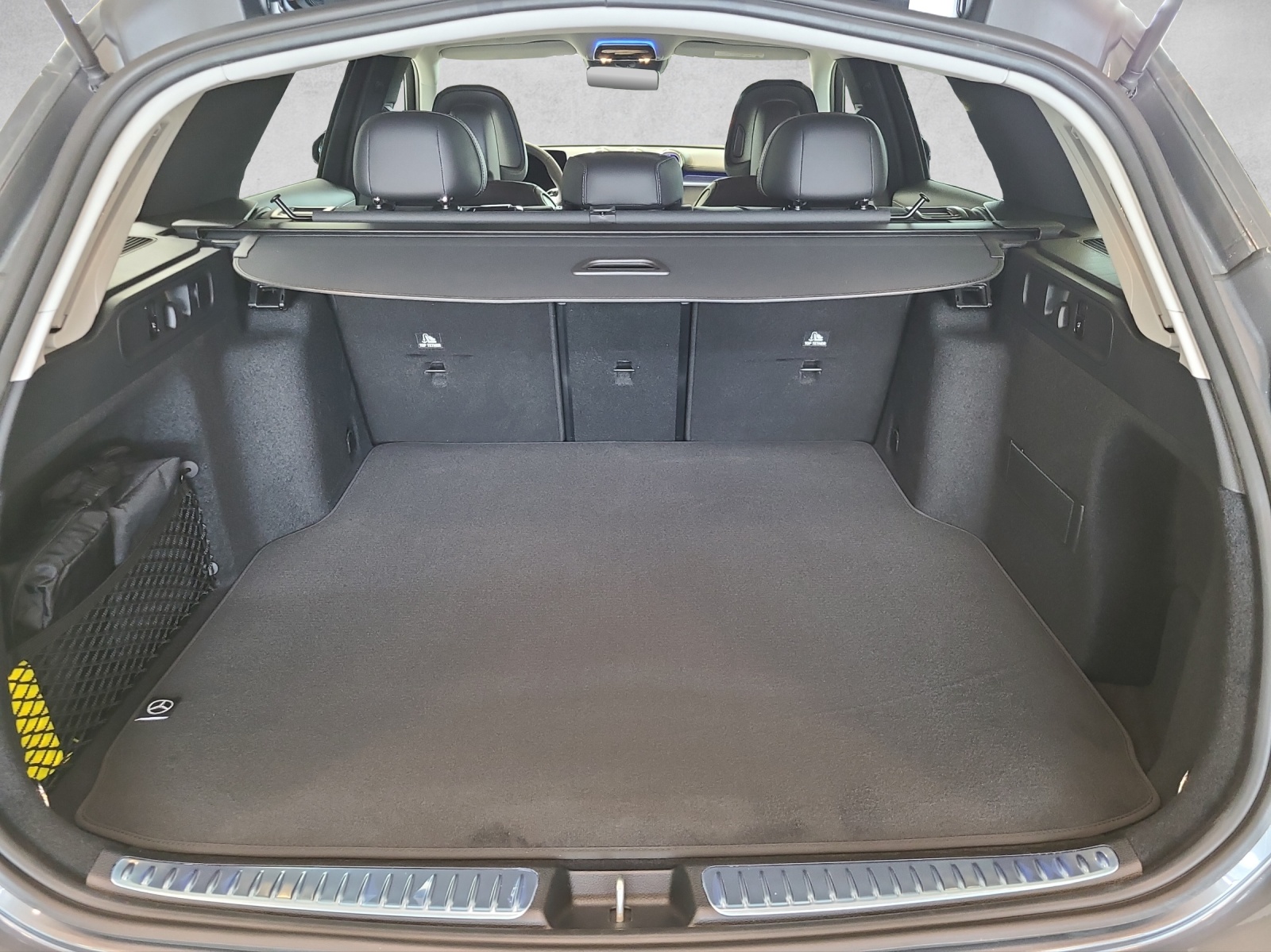 MERCEDES-BENZ C 220 d Swiss Star AMG Line 4matic T-image-5