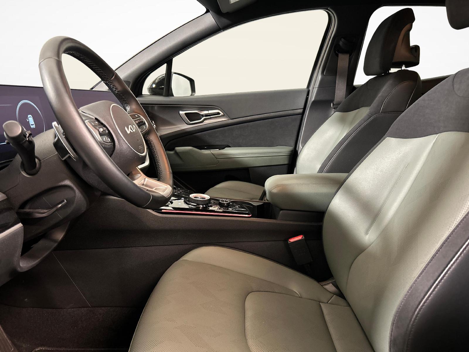 KIA Sportage 1.6 T-GDi PHEV Power Edition-image-2