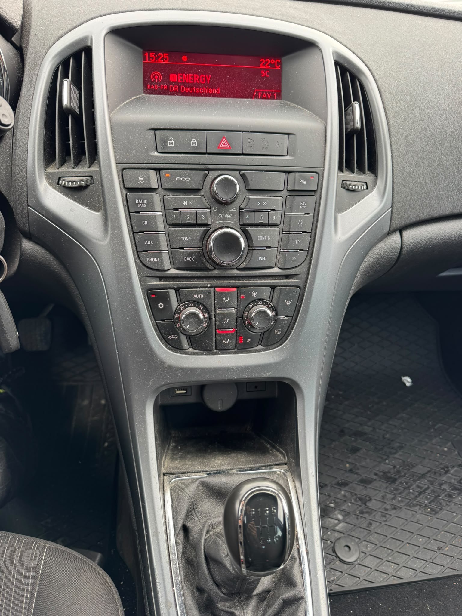 OPEL Astra SportsTourer 1.4i 16V Turbo Sport-image-11