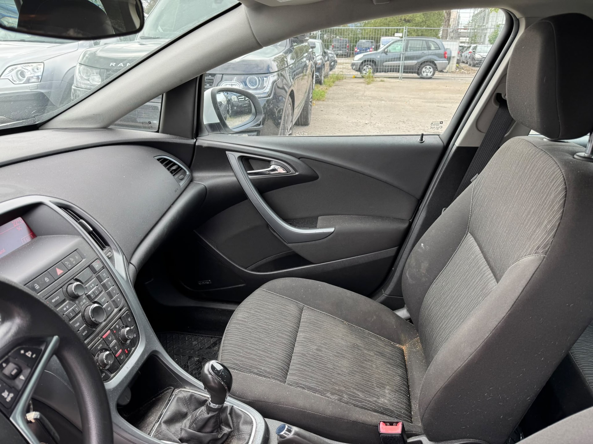 OPEL Astra SportsTourer 1.4i 16V Turbo Sport-image-12