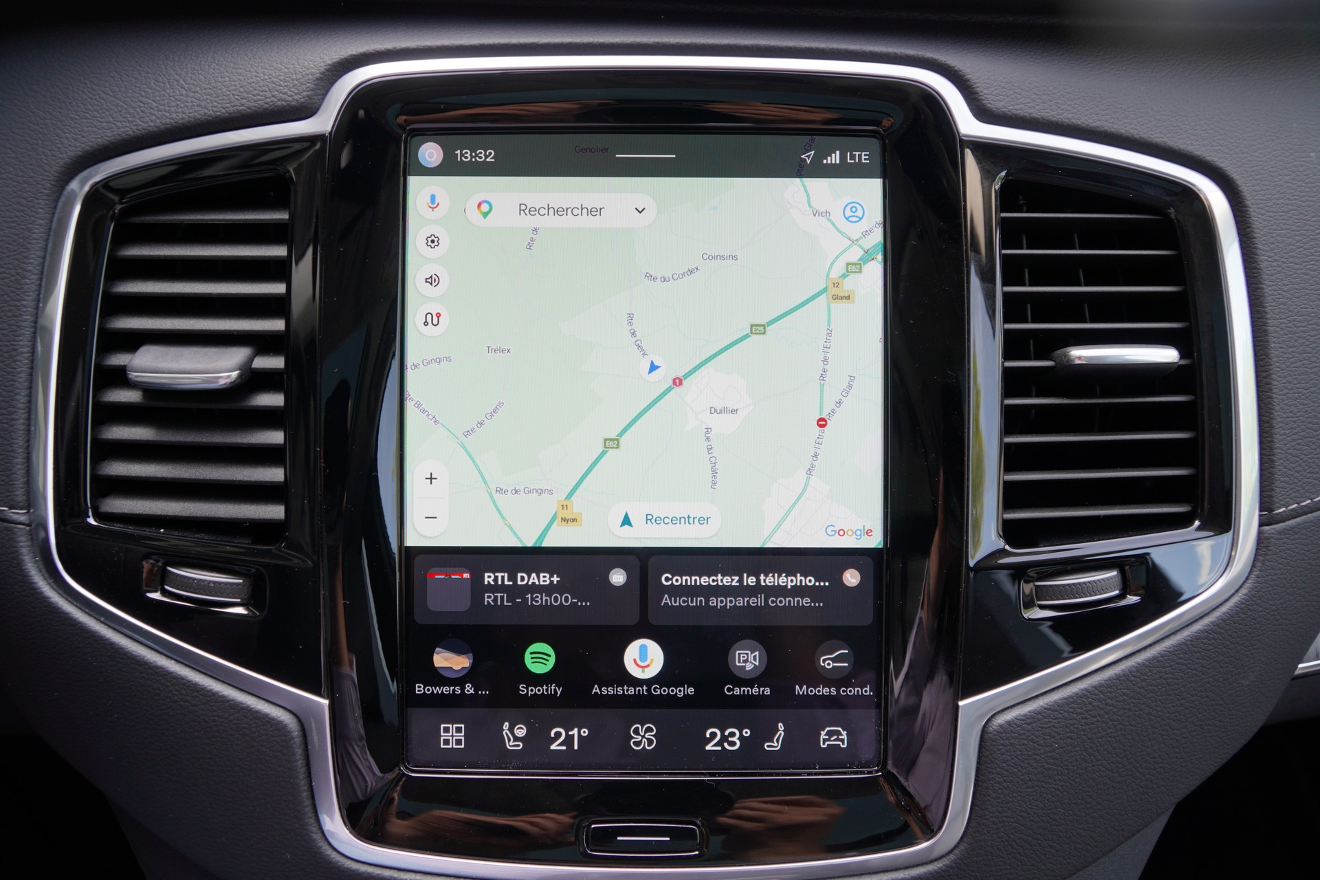 VOLVO XC90 T8 eAWD PluginHybrid XCLUSIVE 7P Ultimate Dark Geartronic-image-16