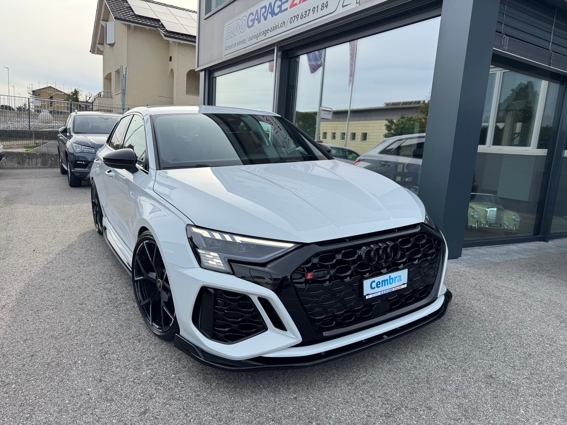 AUDI RS3 Sportback 2.5 TSI quattro S-tronic-image-0