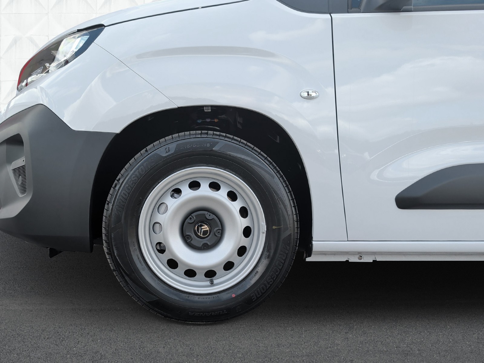 CITROEN e-Berlingo Van M First-image-7