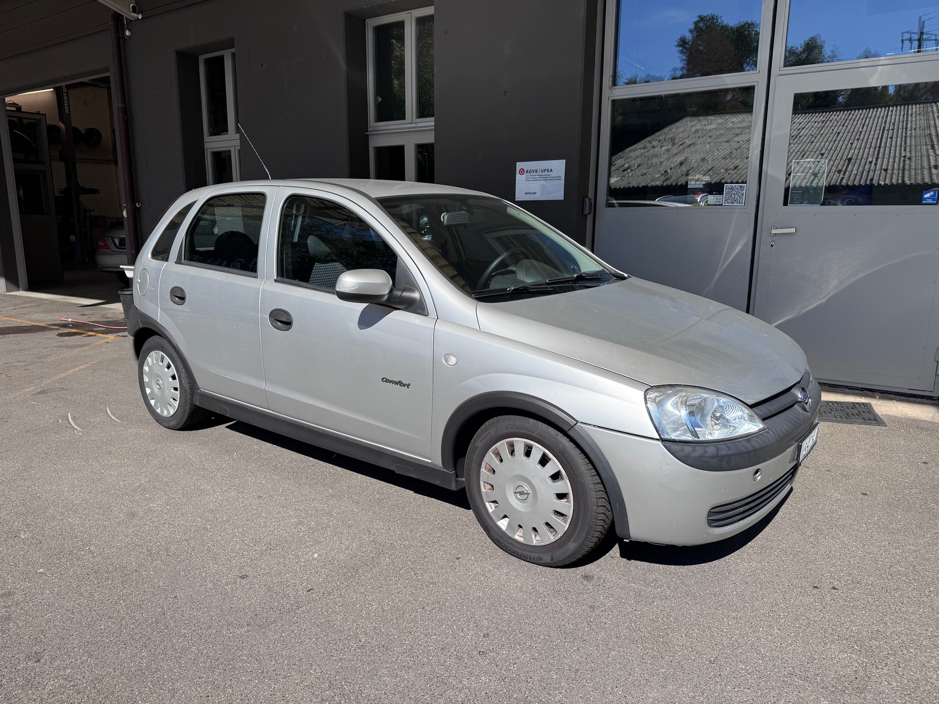 OPEL Corsa 1.2 16V Njoy-image-0