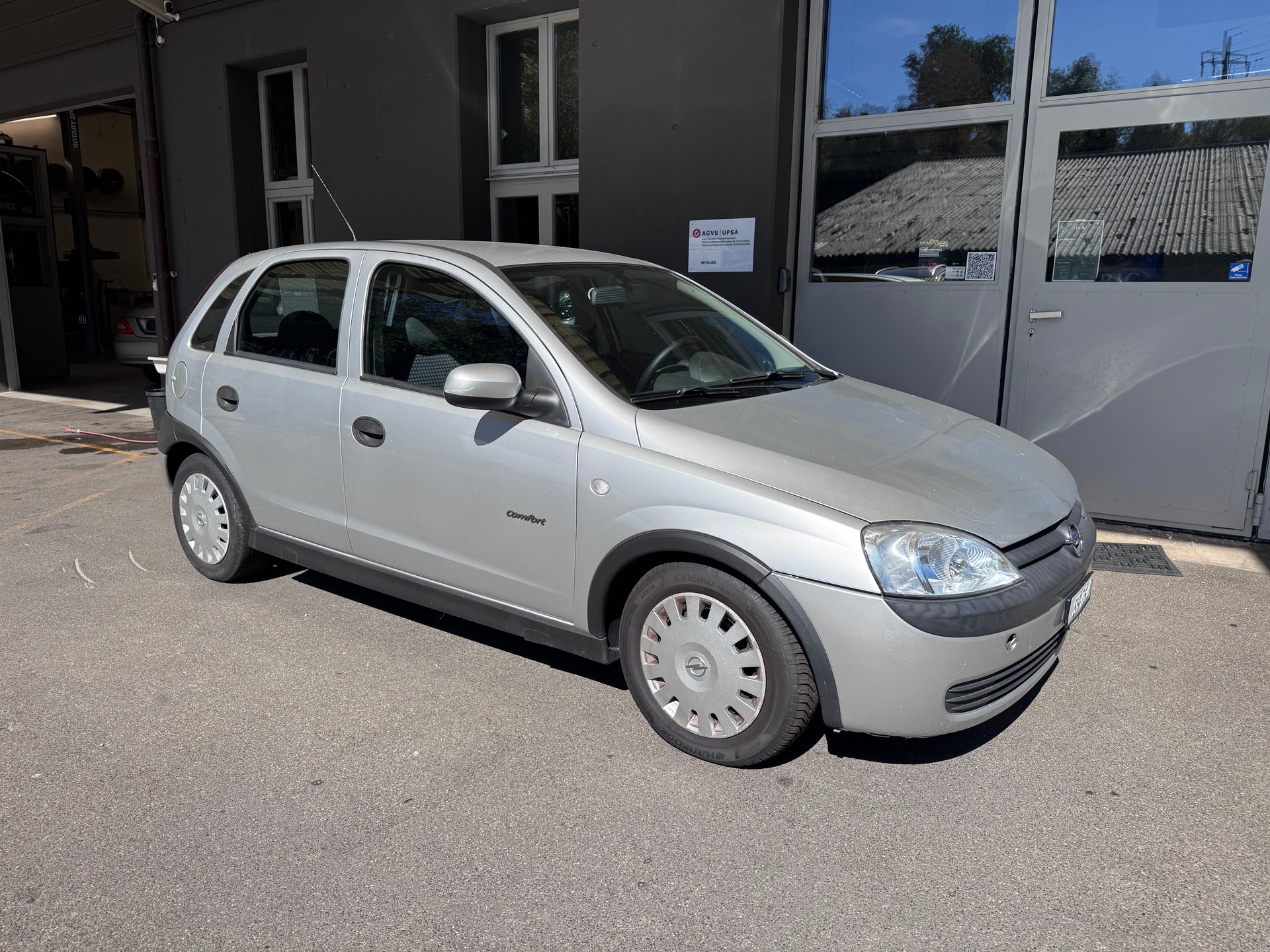OPEL Corsa 1.2 16V Njoy-image-1