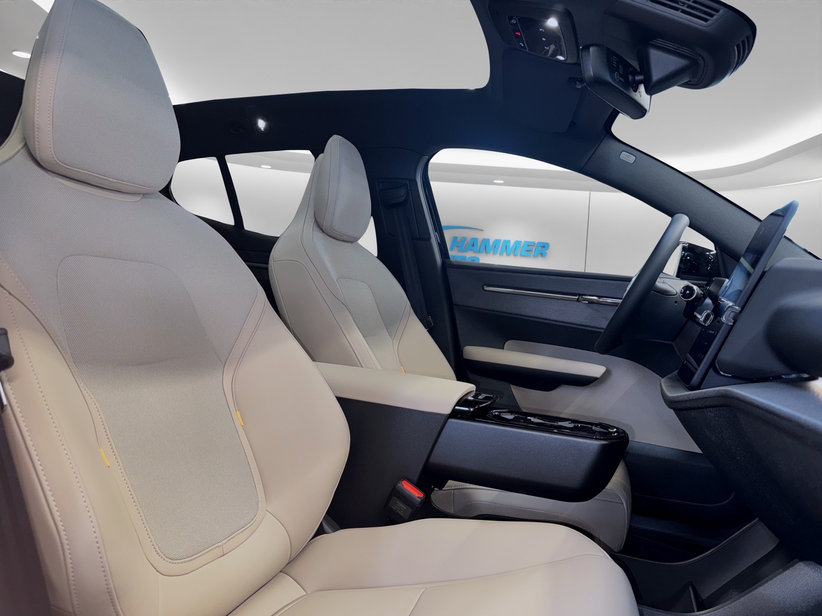 VOLVO EX30 E60 Twin Ultra Performance AWD-image-13
