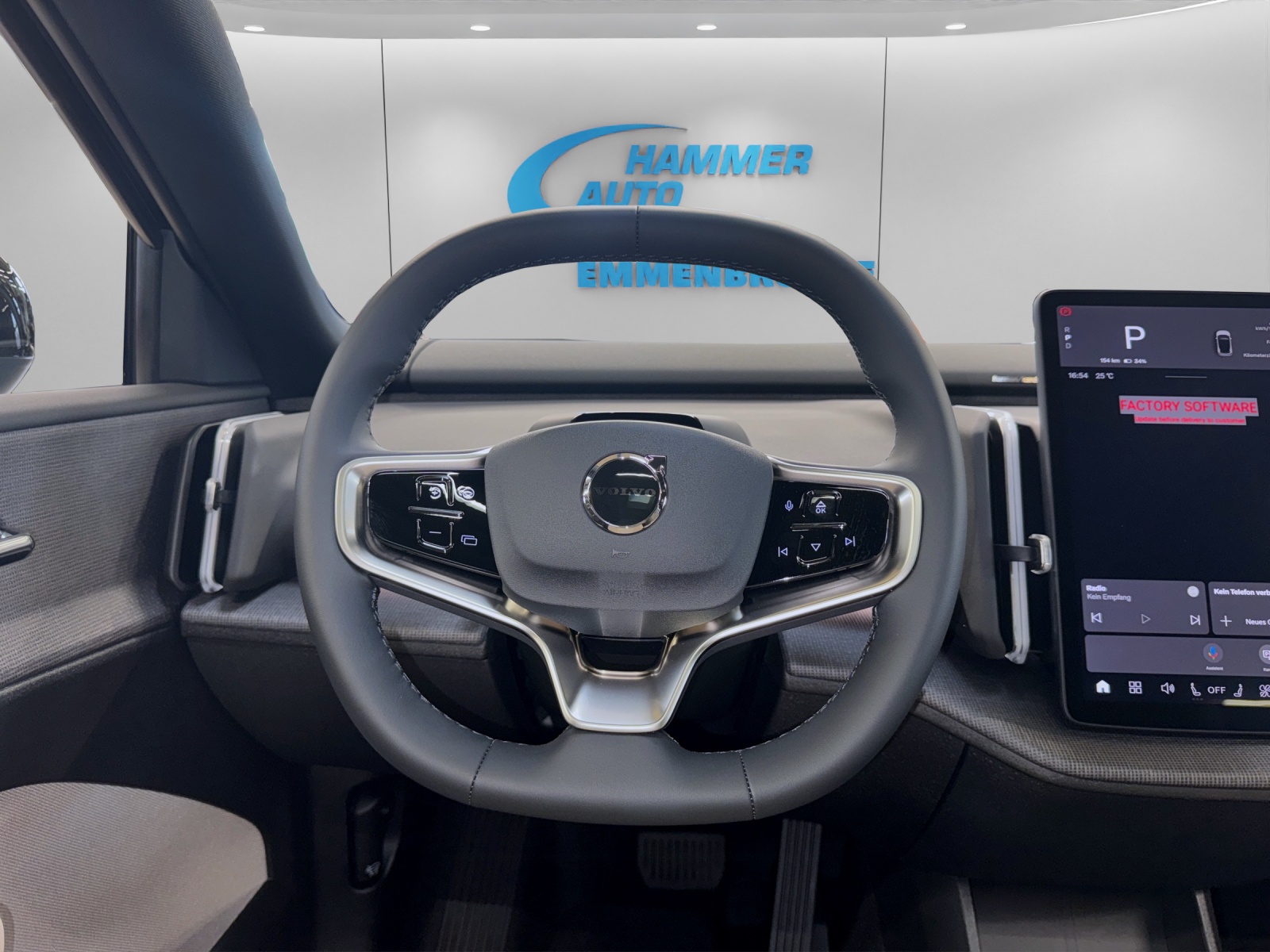 VOLVO EX30 E60 Twin Ultra Performance AWD-image-12
