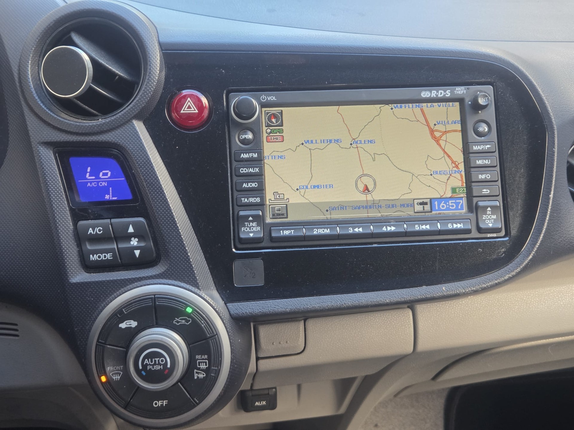 HONDA Insight 1.3i Hybrid Elegance CVT ** Ab MFK / Expertisé 2026-image-9