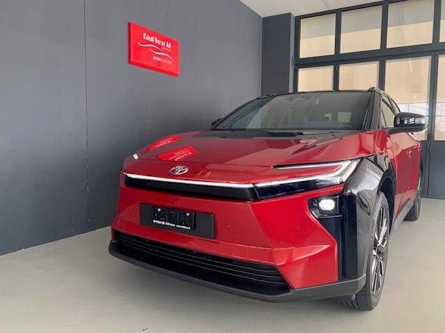 TOYOTA bZ4X Premium AWD 22 kW OBC+-image-2