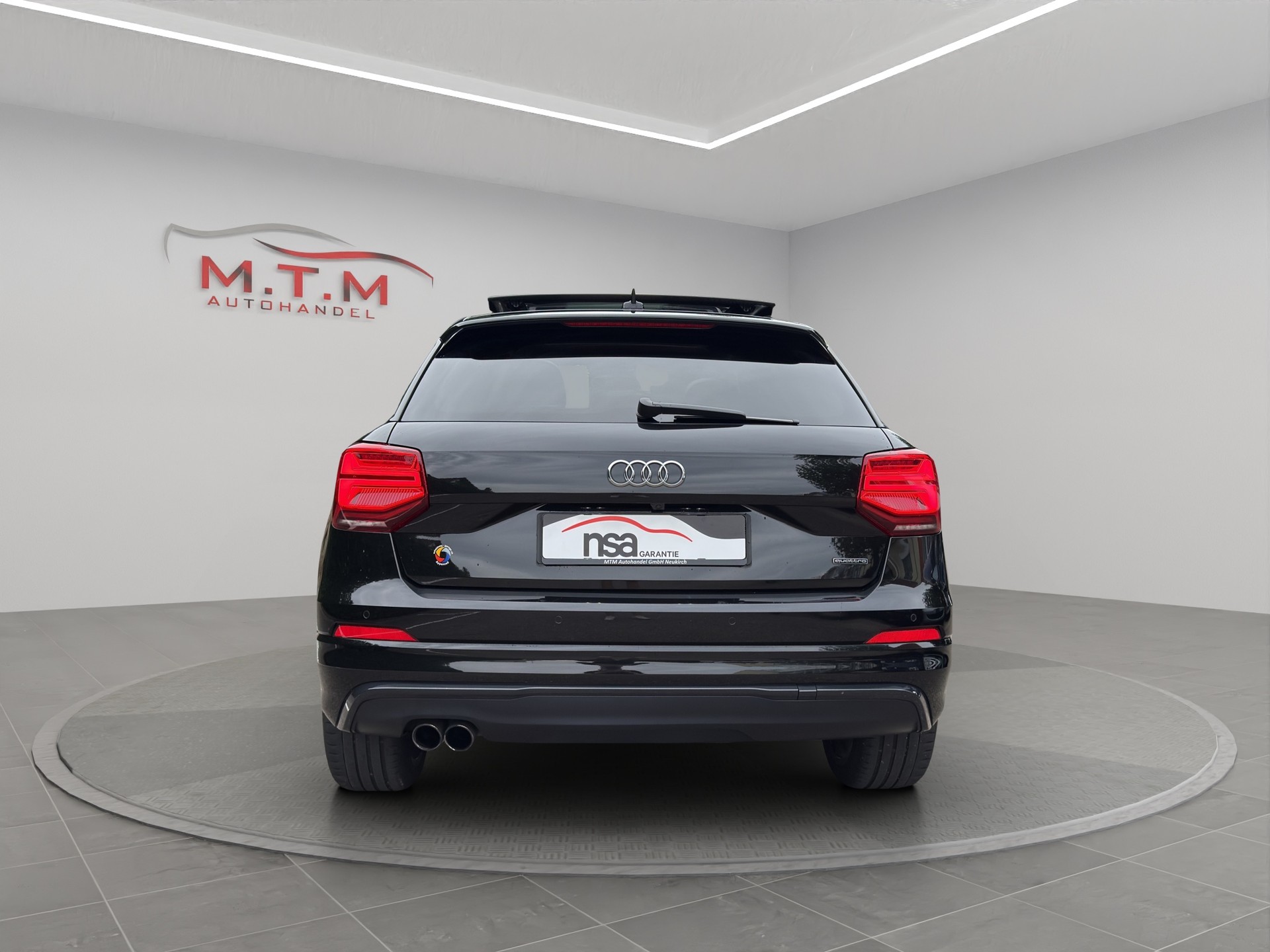 AUDI Q2 2.0 TFSI sport quattro S-tronic-image-9