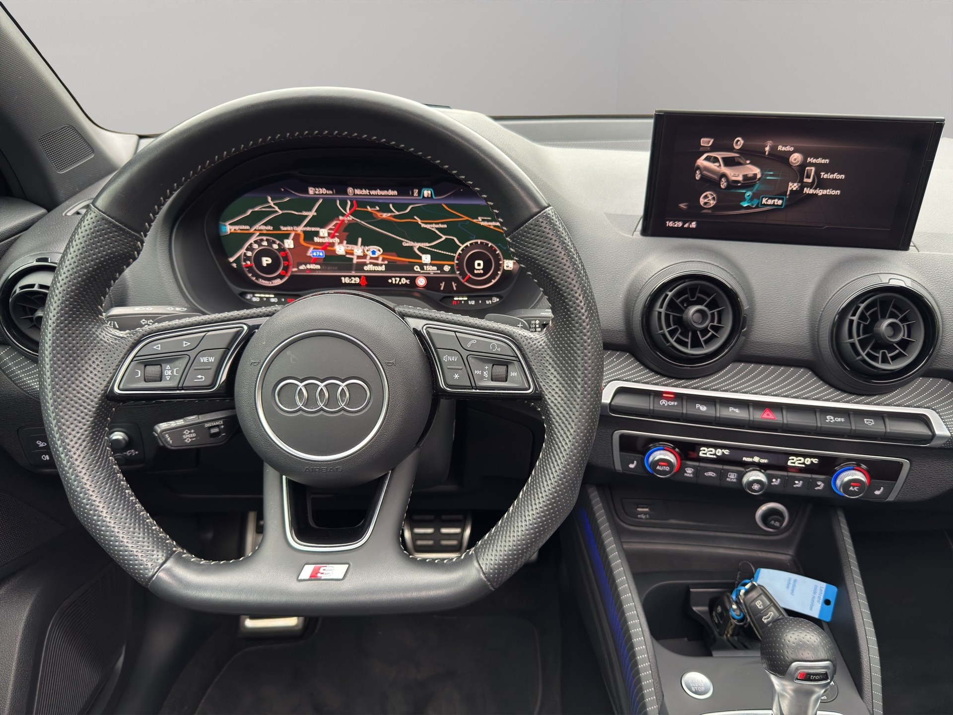 AUDI Q2 2.0 TFSI sport quattro S-tronic-image-15
