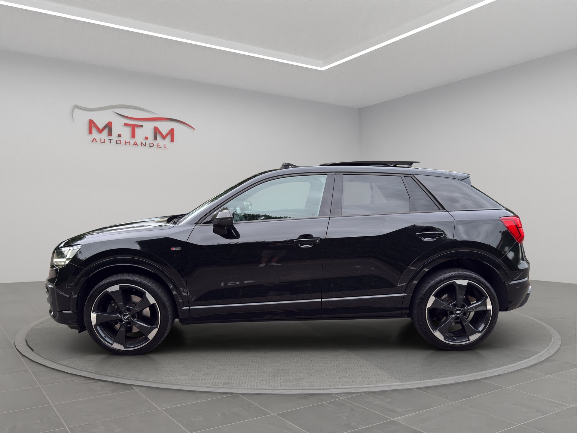 AUDI Q2 2.0 TFSI sport quattro S-tronic-image-7