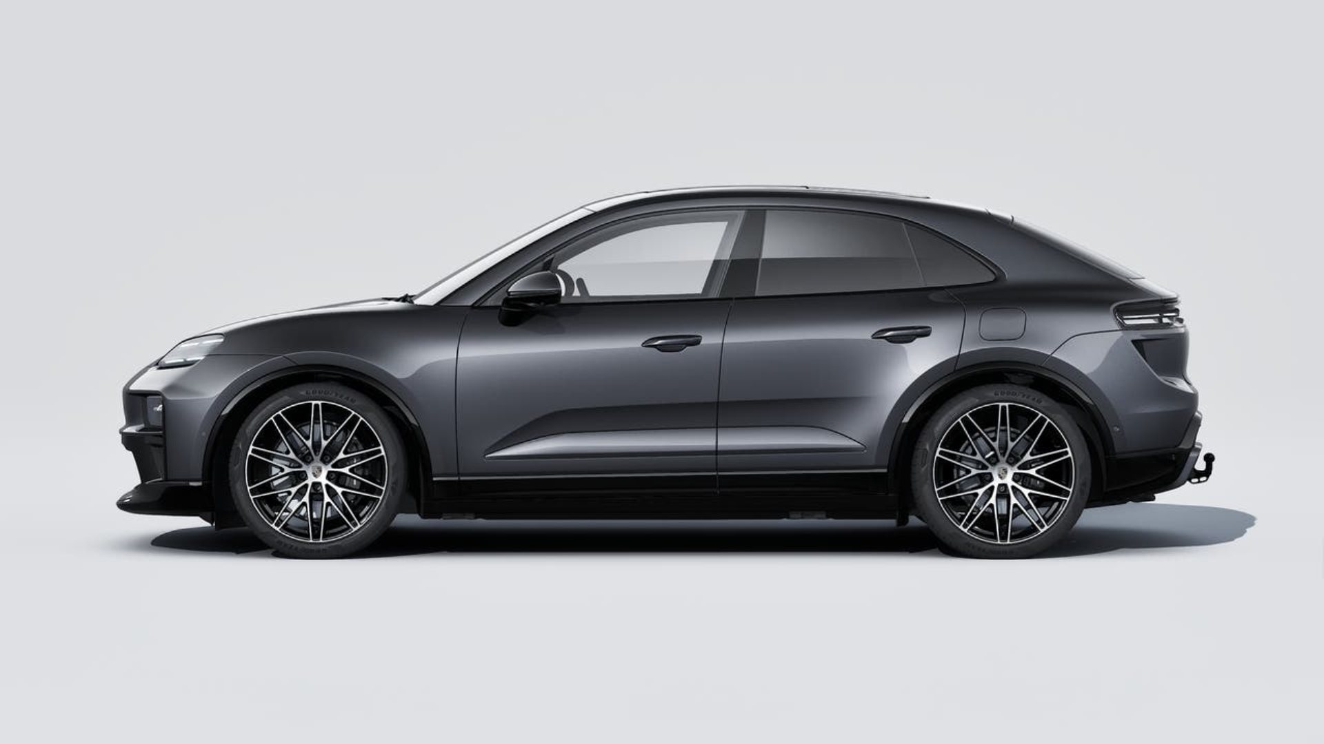 PORSCHE Macan Turbo-showroom-element-1