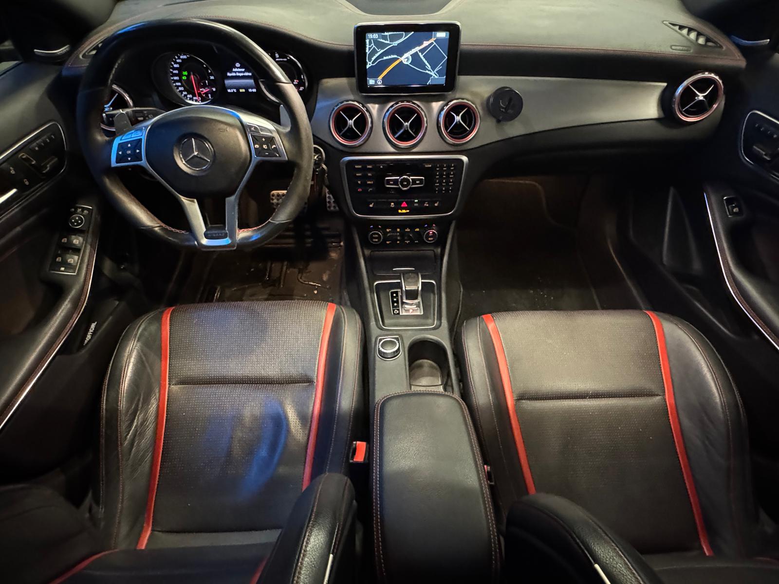 MERCEDES-BENZ GLA 45 AMG 4Matic 7G-DCT-image-13