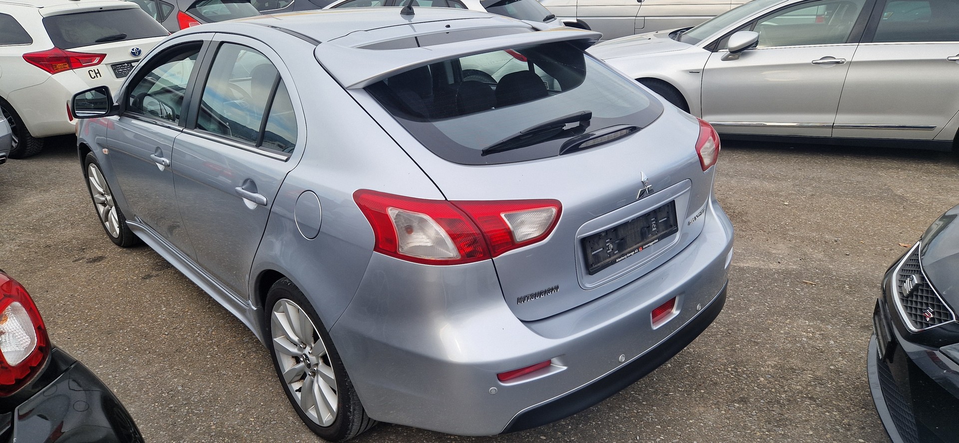 MITSUBISHI Lancer Sportback 1.8 Instyle CVT-image-3