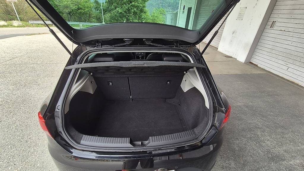 SEAT Leon 1.8 TSI FR-image-4