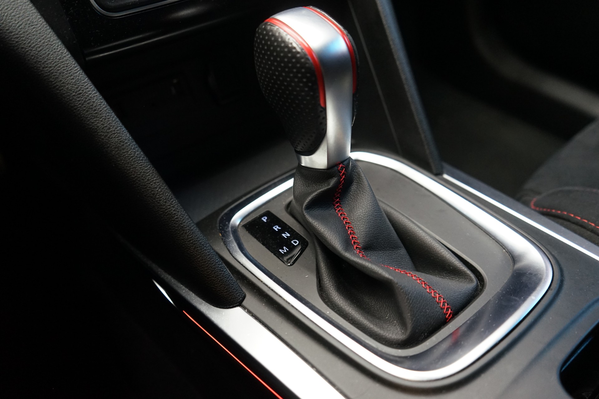 RENAULT Mégane RS 280 EDC-image-13