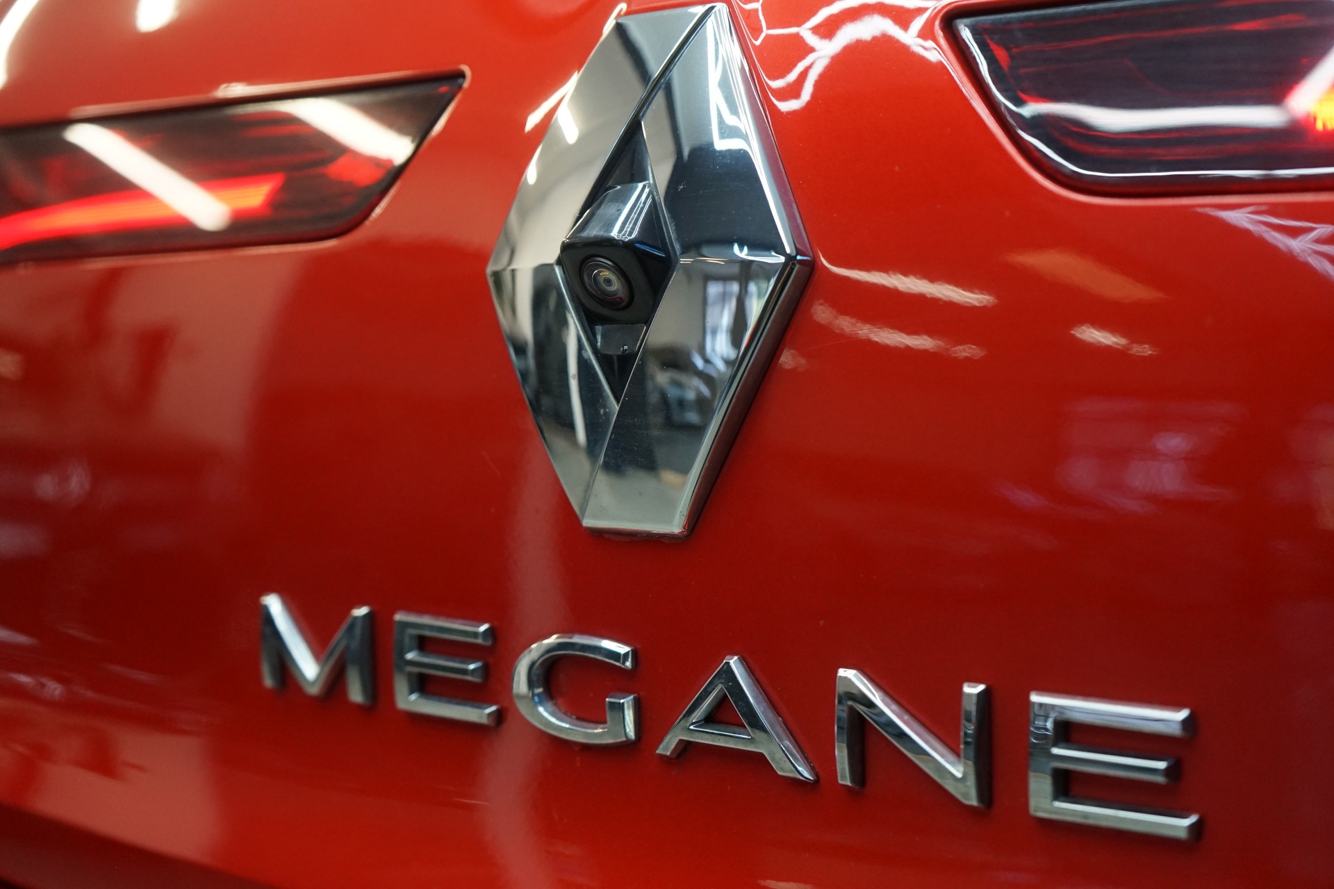 RENAULT Mégane RS 280 EDC-image-22