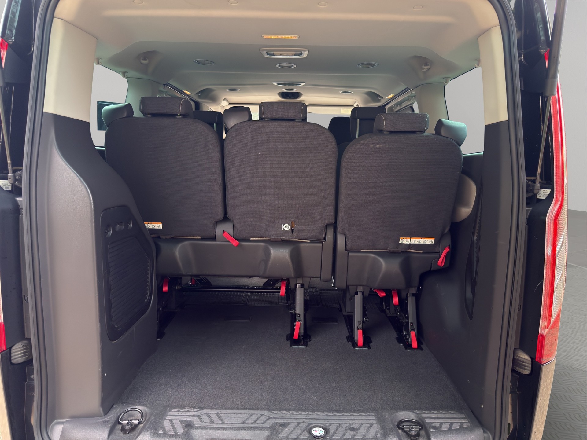 FORD Tourneo Custom 300 L1H1 Trend-image-20