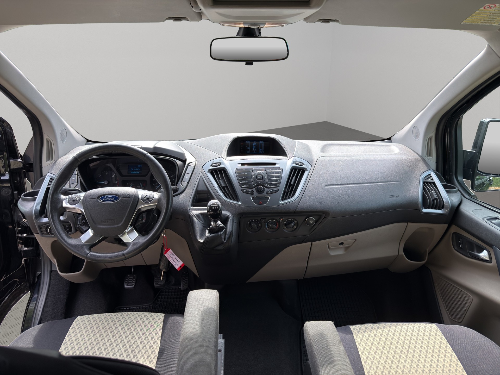 FORD Tourneo Custom 300 L1H1 Trend-image-15