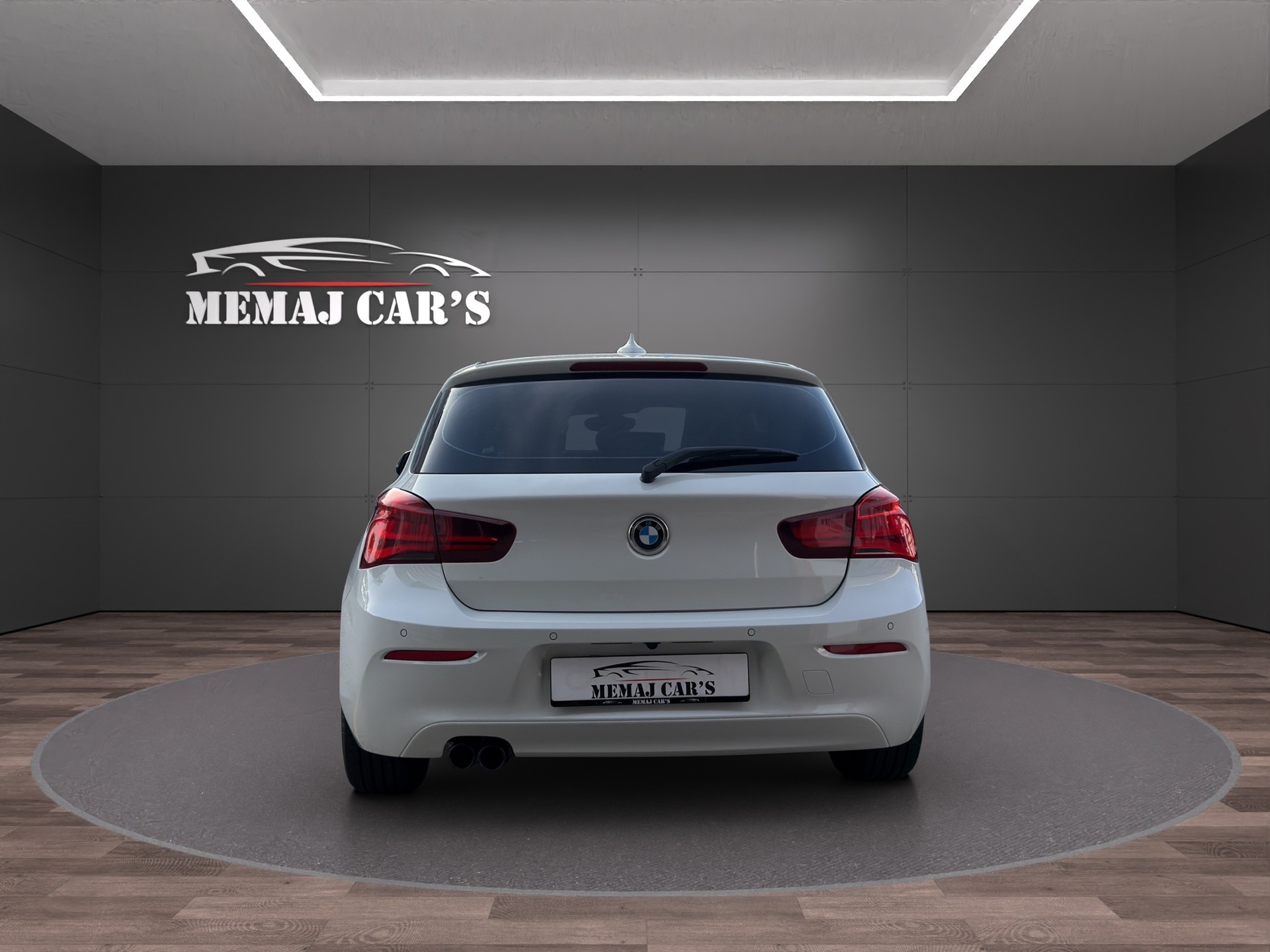 BMW 120d xDrive Edition Sport Line Steptronic-image-7