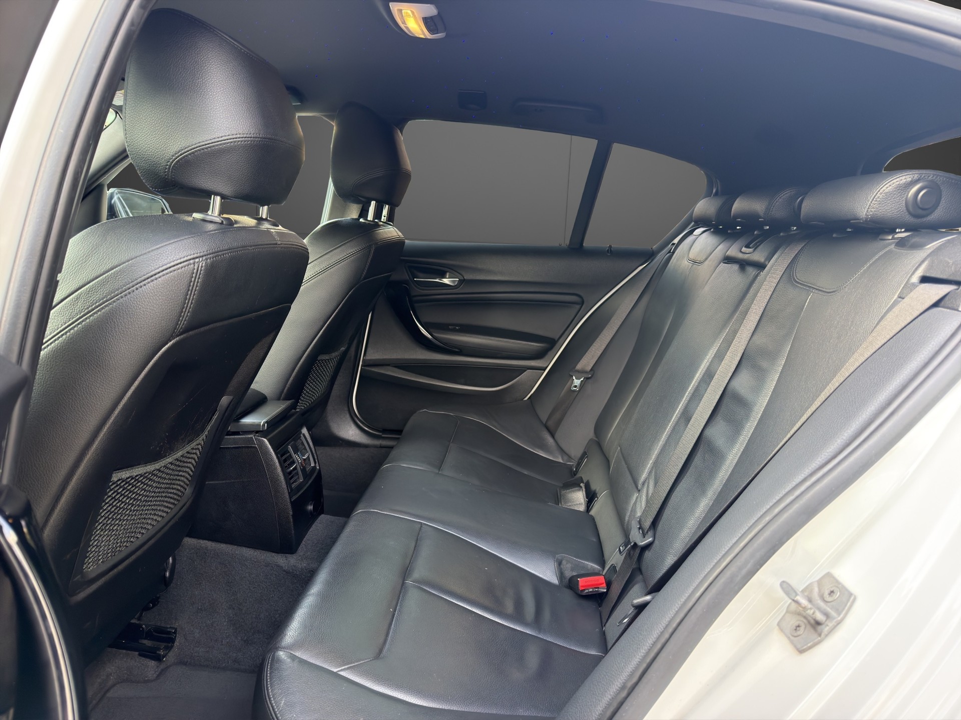 BMW 120d xDrive Edition Sport Line Steptronic-image-14