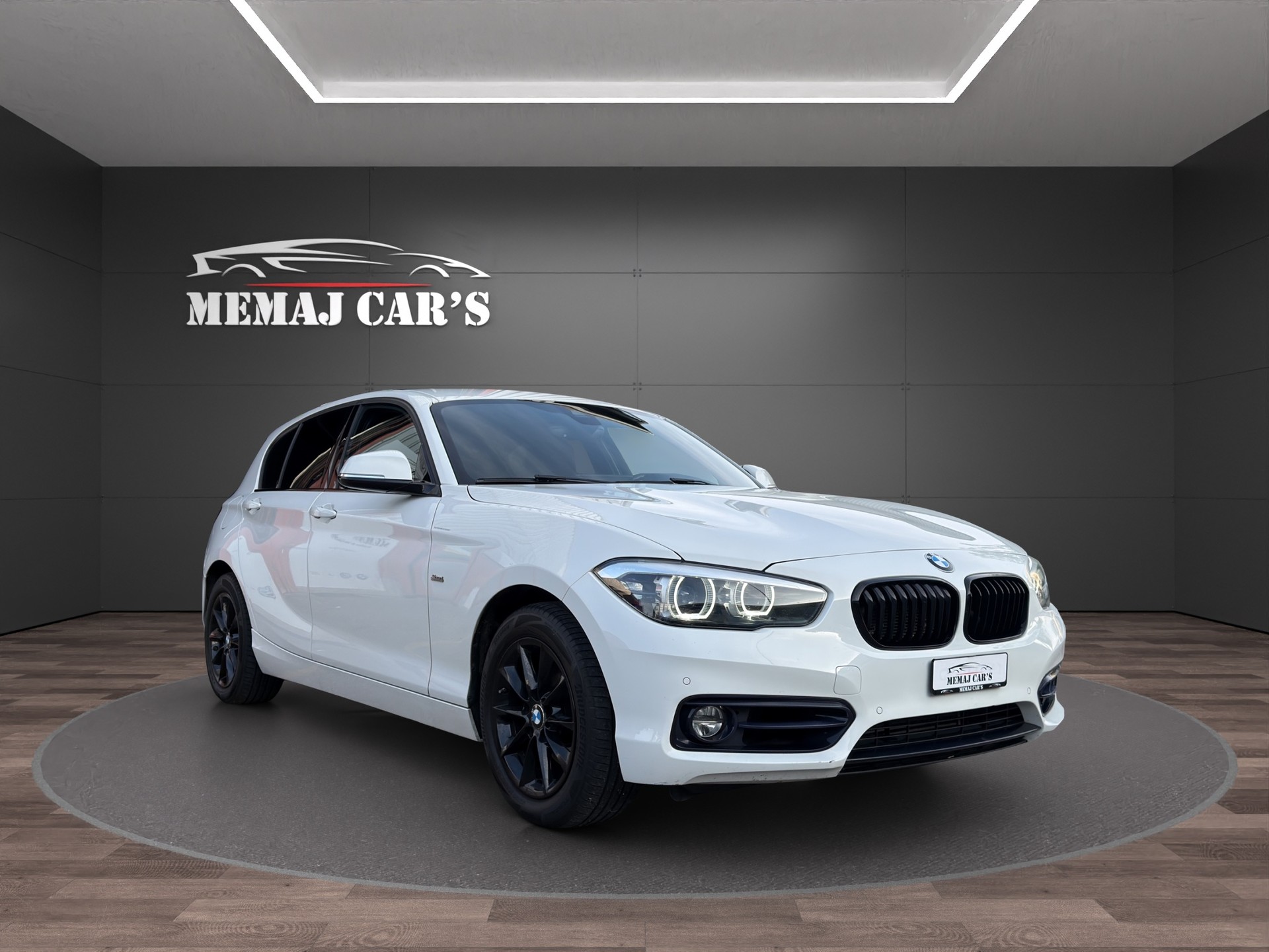 BMW 120d xDrive Edition Sport Line Steptronic-image-2