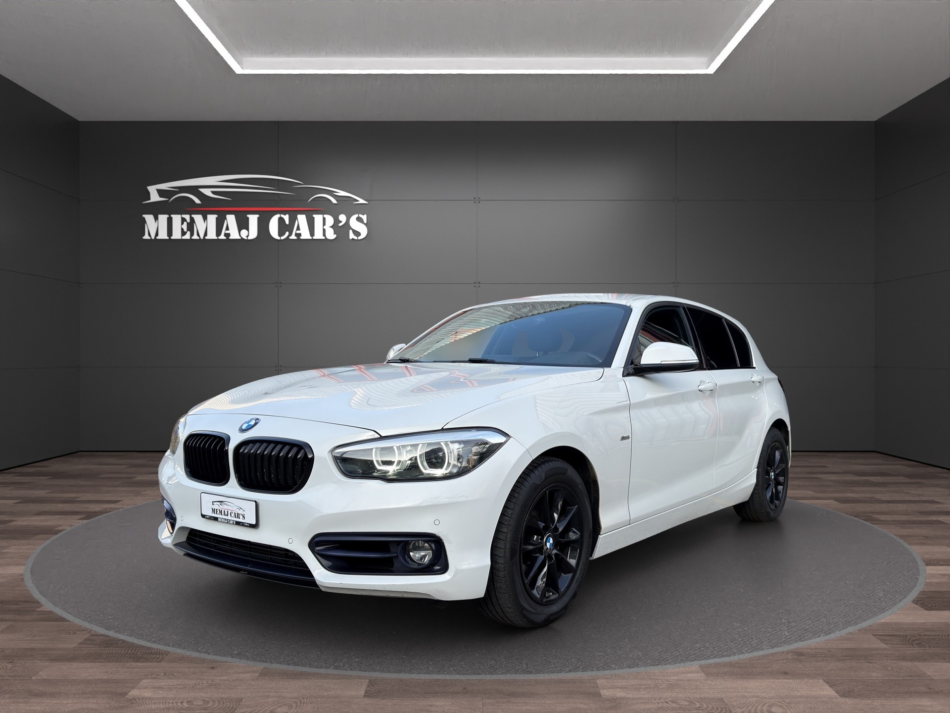 BMW 120d xDrive Edition Sport Line Steptronic-image-1